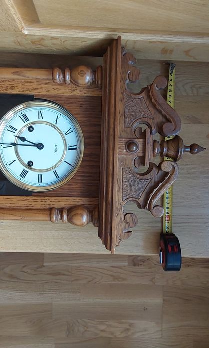 Годинник настінний деревянний Hermle з маятником та боєм