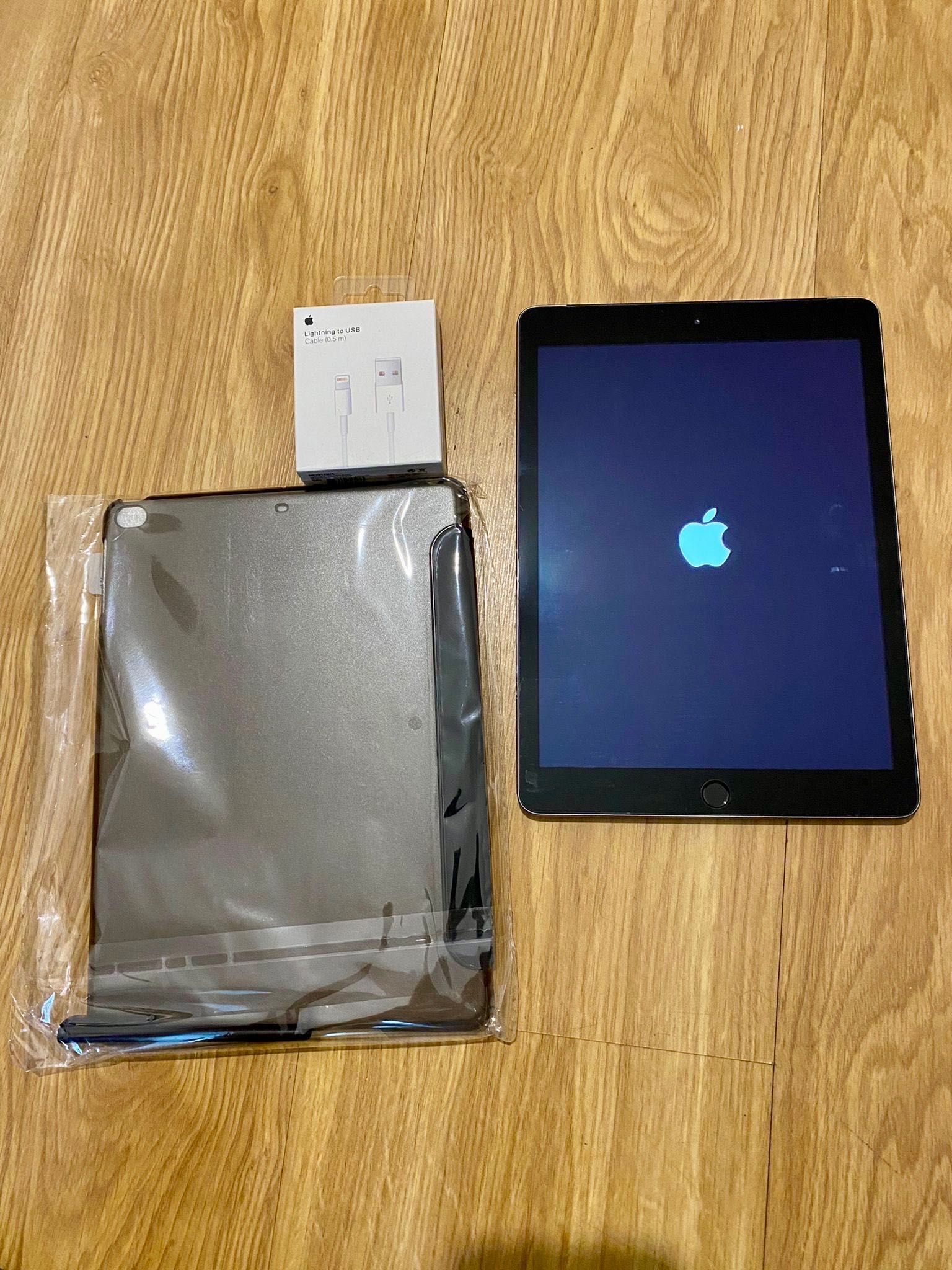 Sprzedam Apple iPad 9,7” 5th generacji refurbished