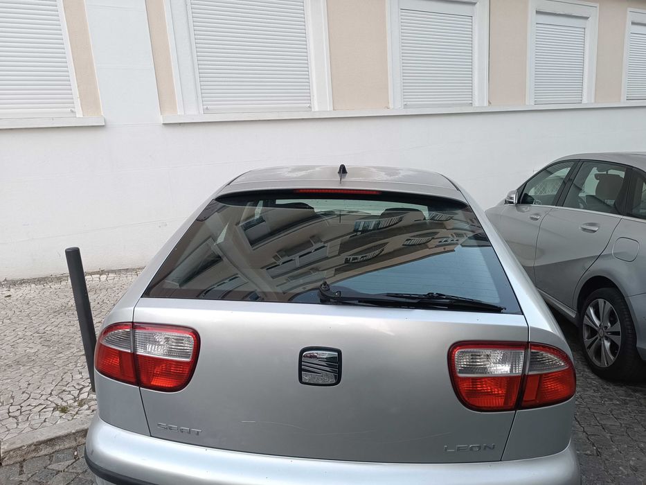 Seat Leon 2002 cinzento