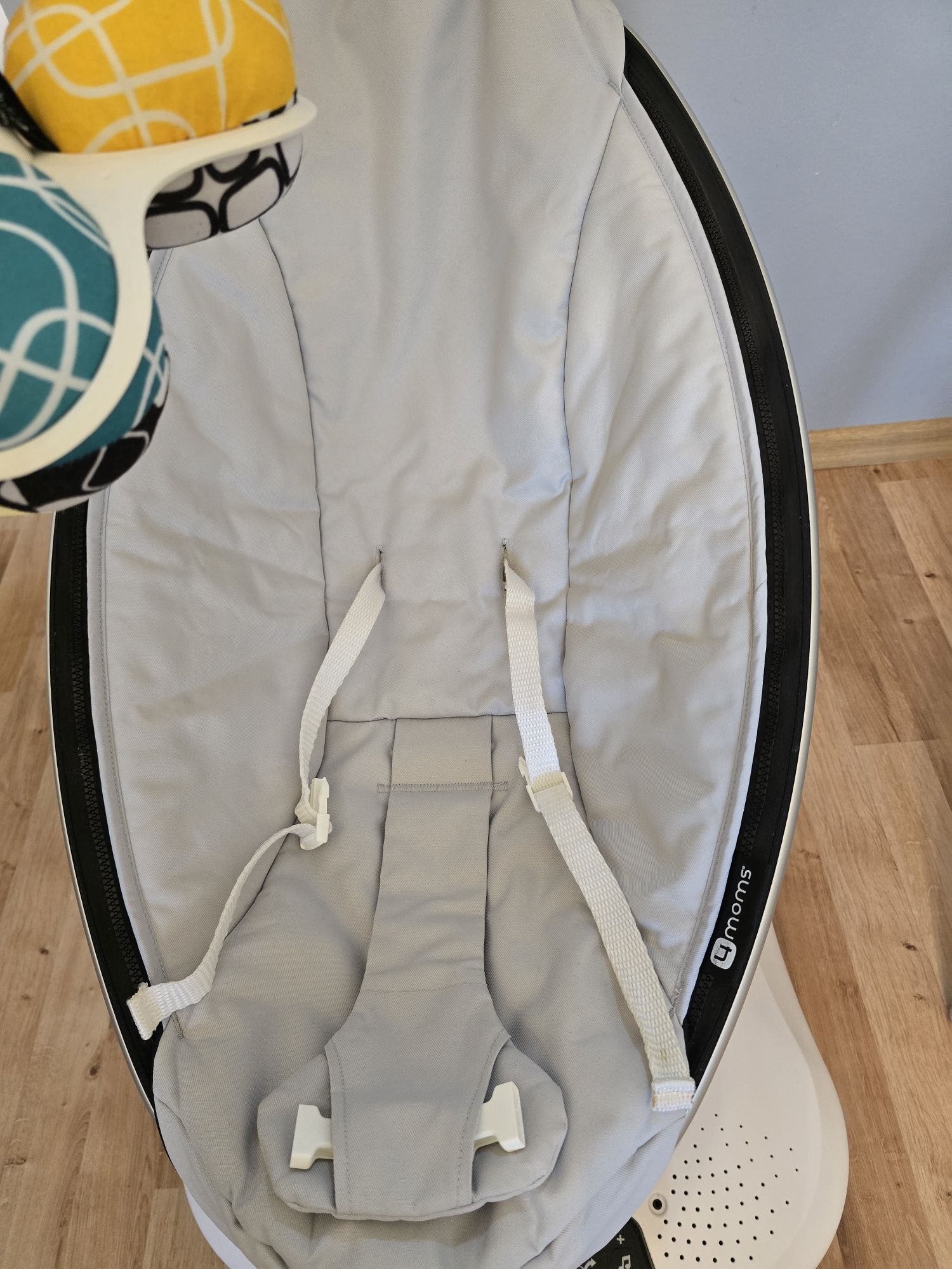 Leżaczek bujaczek 4moms mamaRoo4