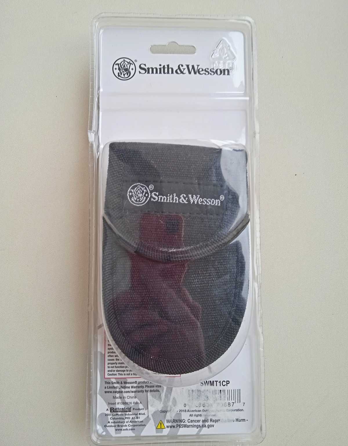 Мультитул Smith & Wesson з чохлом. Оригінал. Куплений в США