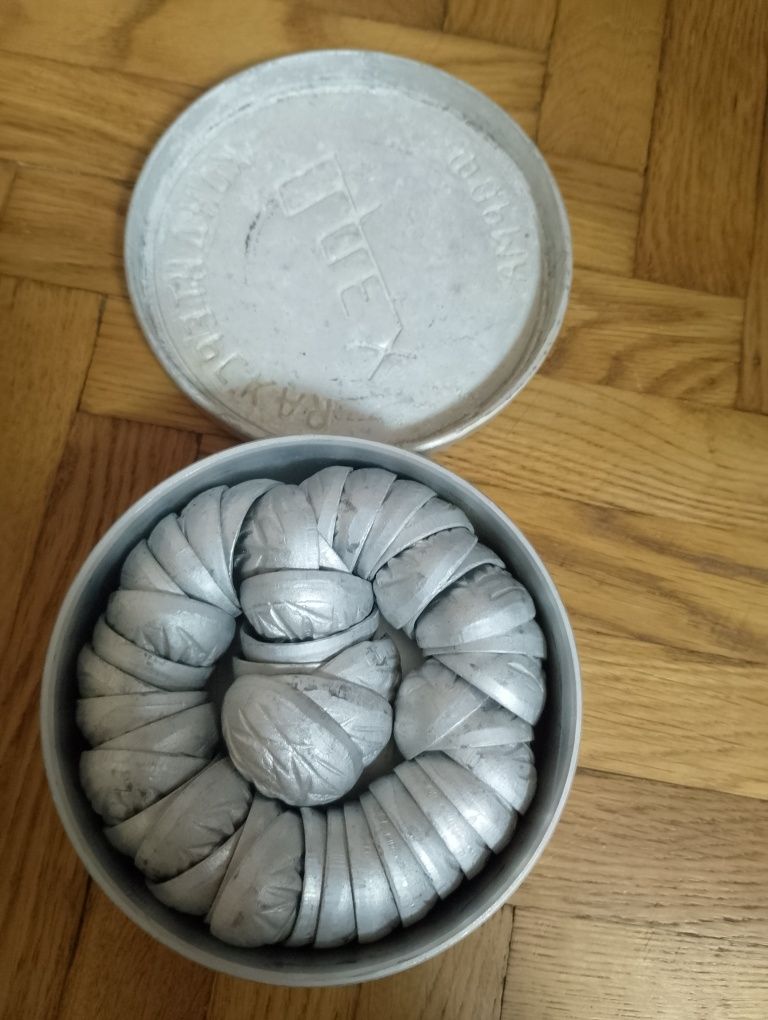 Продам форми горішків в упаковці