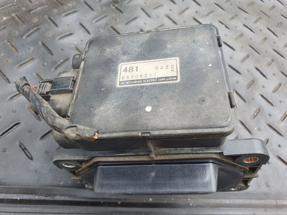 Mitsubishi Carisma Space Star Lancer przeplywomierz 481 E5T08271 + WTYCZKA INSTALACJA