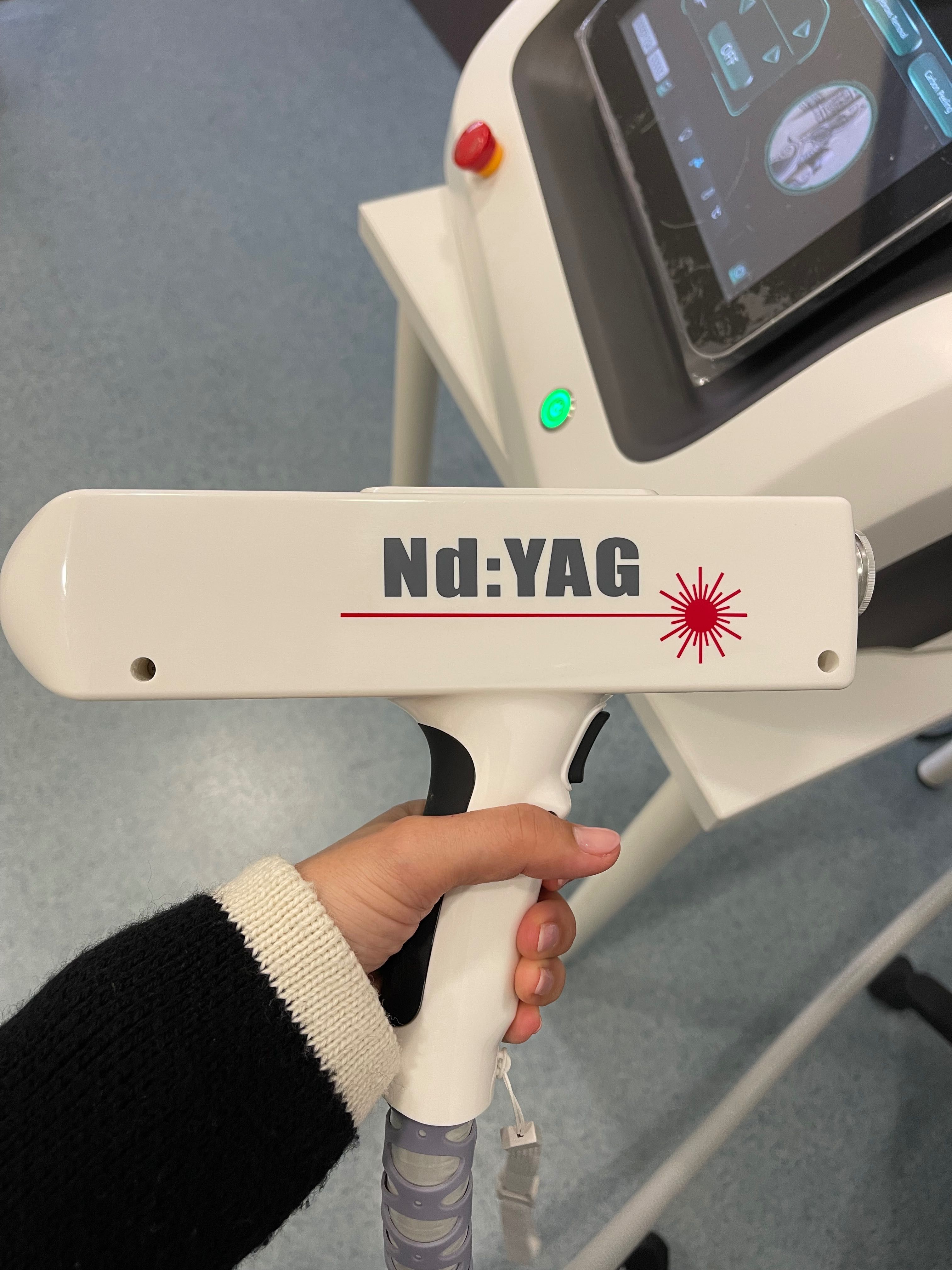 Máquina laser ND YAG