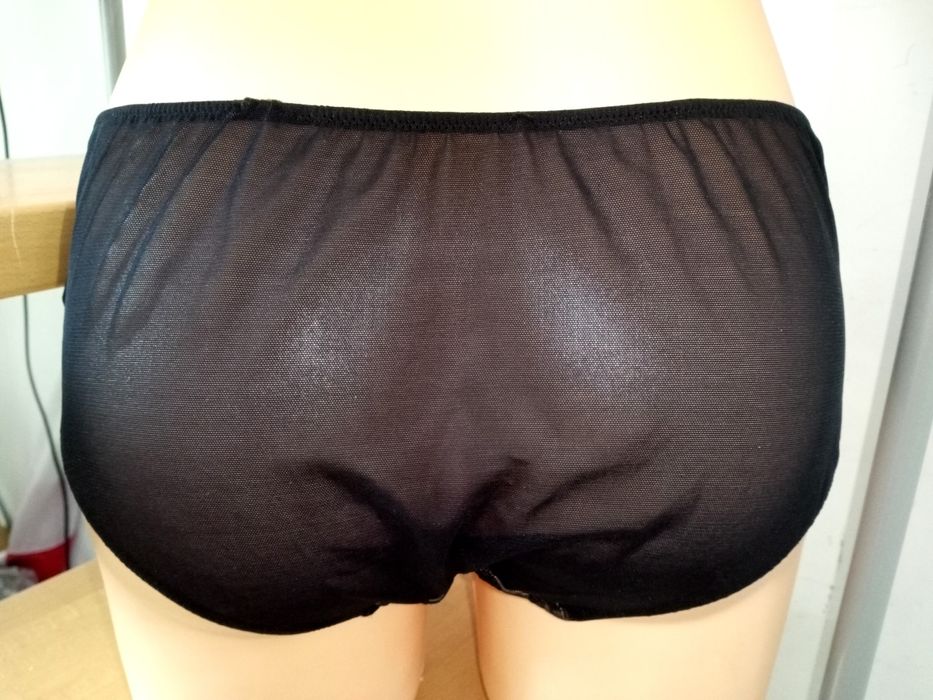 Majtki złote czarna koronka i siatka C&A 44/46