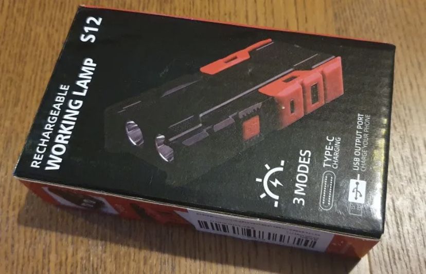 Podwójna dioda led z powerbankiem