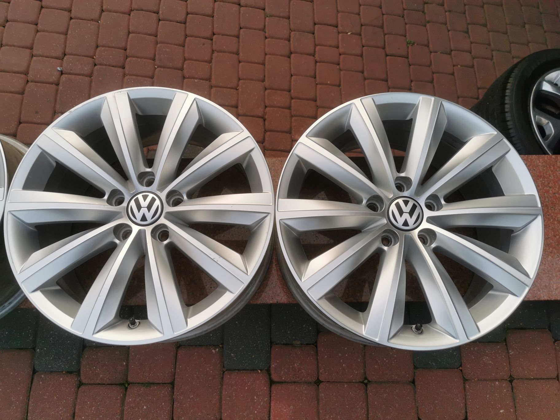 Oryginał! Felgi 17" 5x112 VW Skoda Seat alufelgi Świdnik