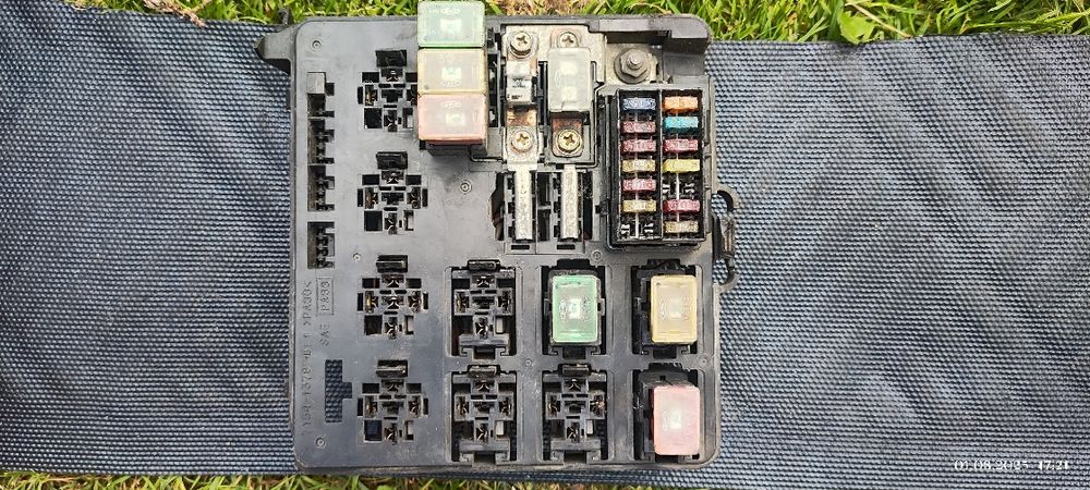 Роз'єми, електричні блоки, проводка авто,  релешки, Opel frontera B