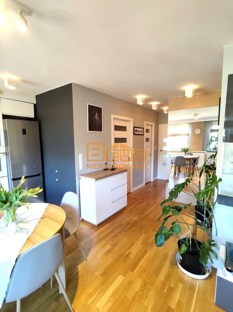 UL. SUKIENNA - CENTRUM śliczne mieszkanie 47,1 m2 - 2 pokoje, balkon
