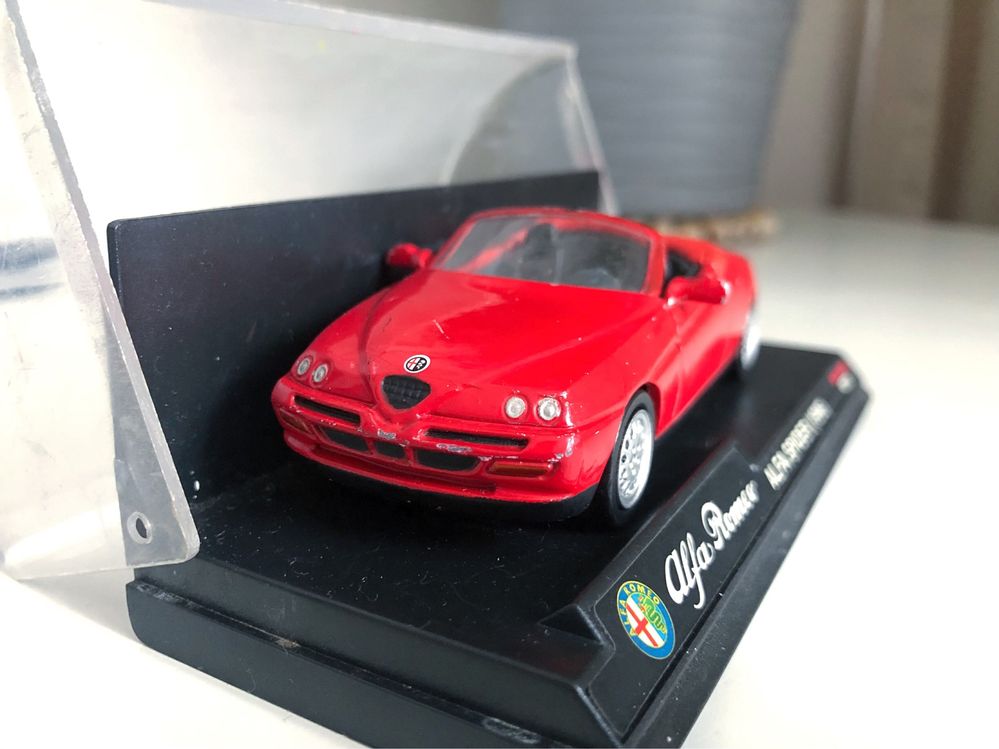 New Ray 1/43 Scale 48589 Alfa Romeo Spider (1996) - Boxed