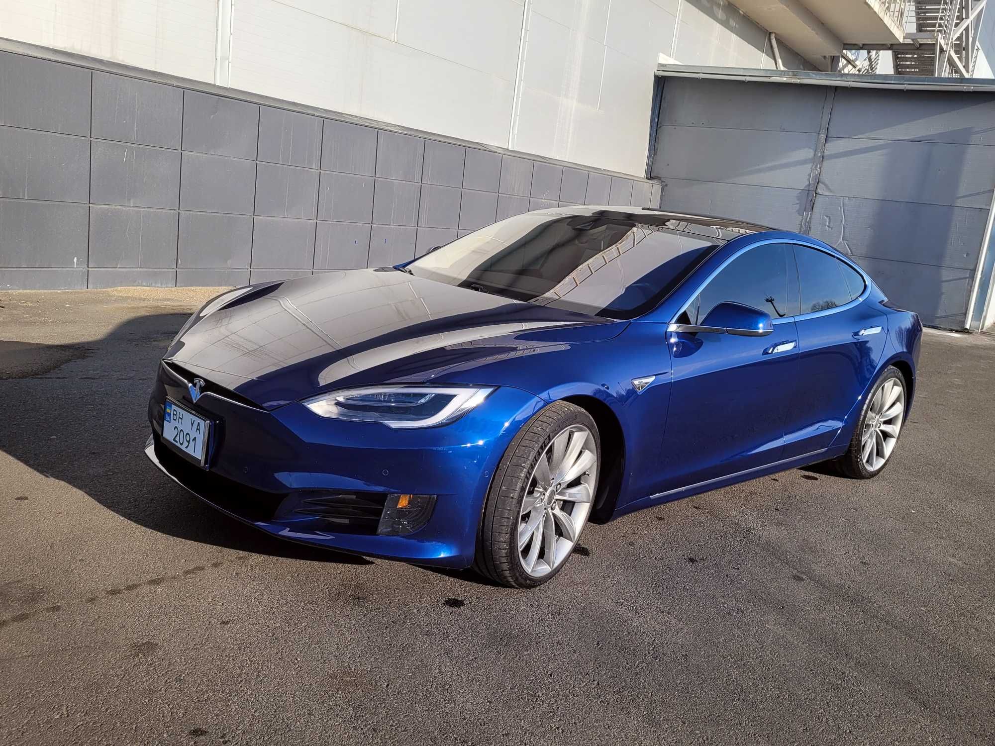 Tesla S 2016 (рест.) 75 кВт, Полный привод. Отличное состояние