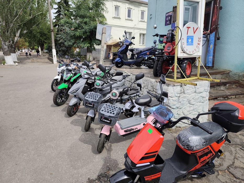 Електроскутер ,  електромопед , бензоскутер, мотоцикл,трицикл