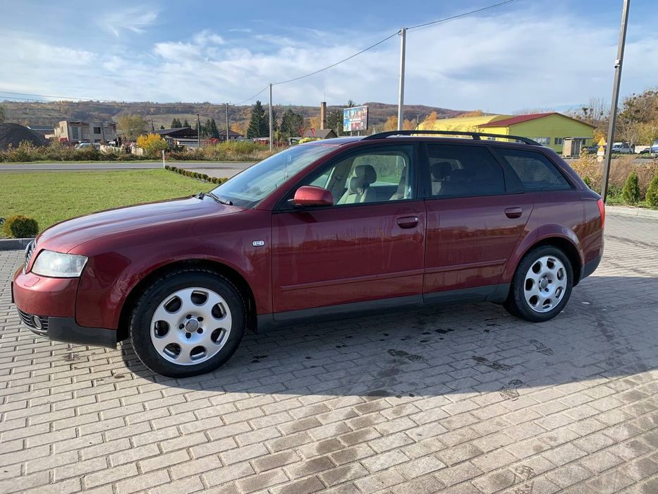 Продається Audi a4 b6 не розмитнена присутній хороший торг