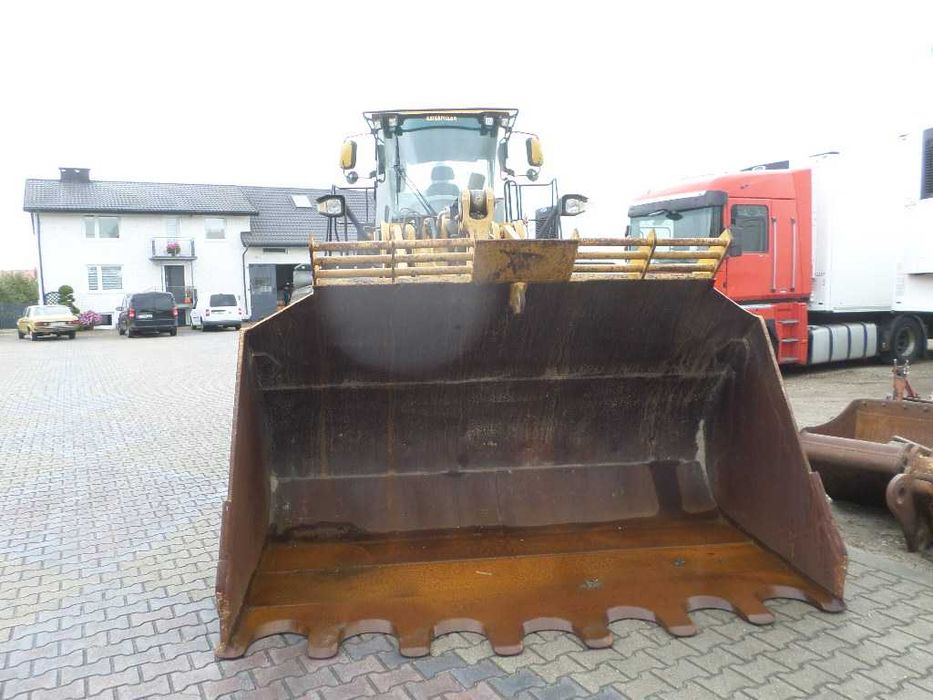 Ładowarka CAT 966K z Niemiec
