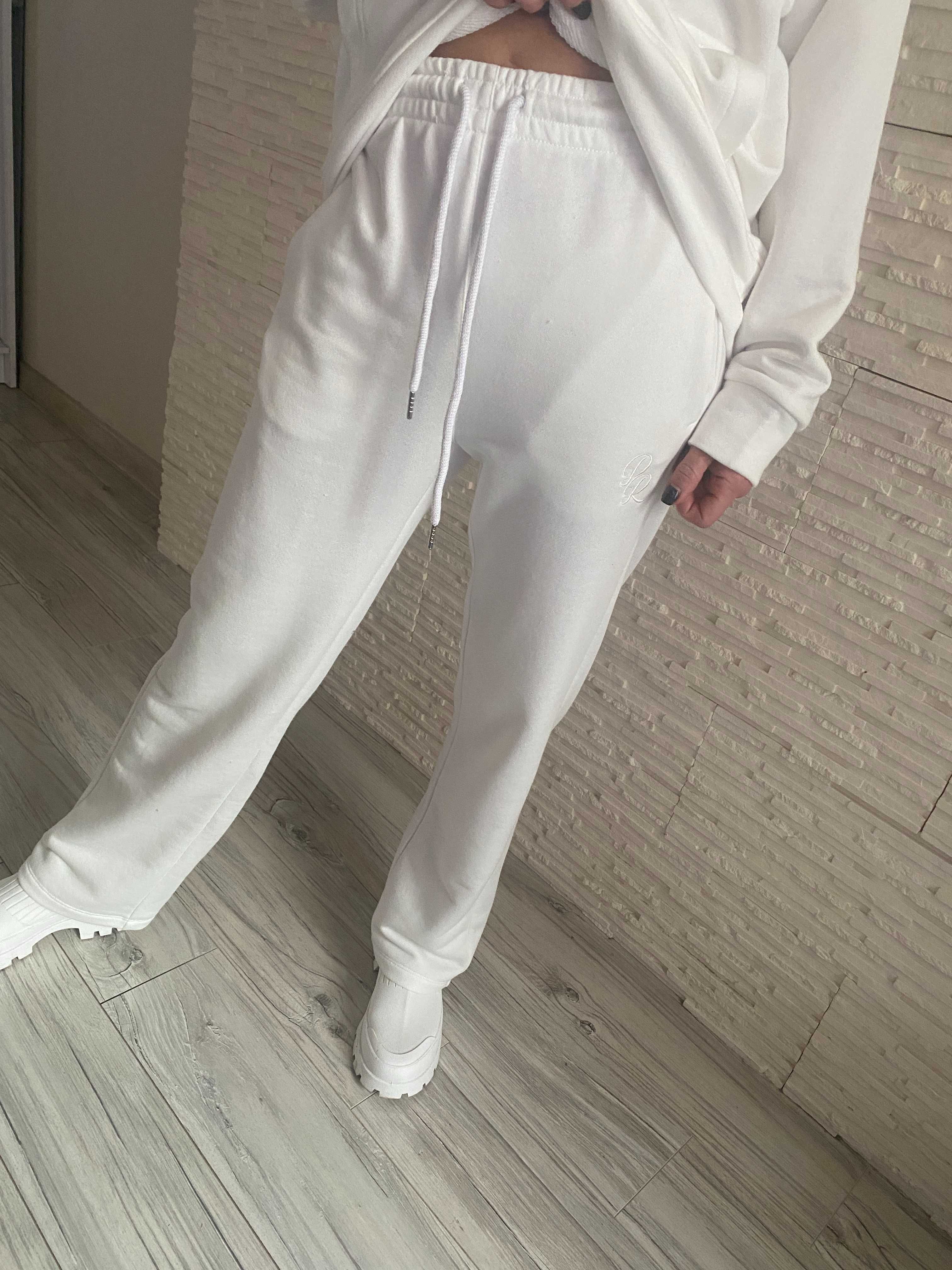 Project Runway Lemonada kol 2025 nowy dres biały prosta nogawka S-M