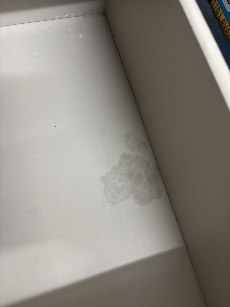 Malm 4 gavetas IKEA