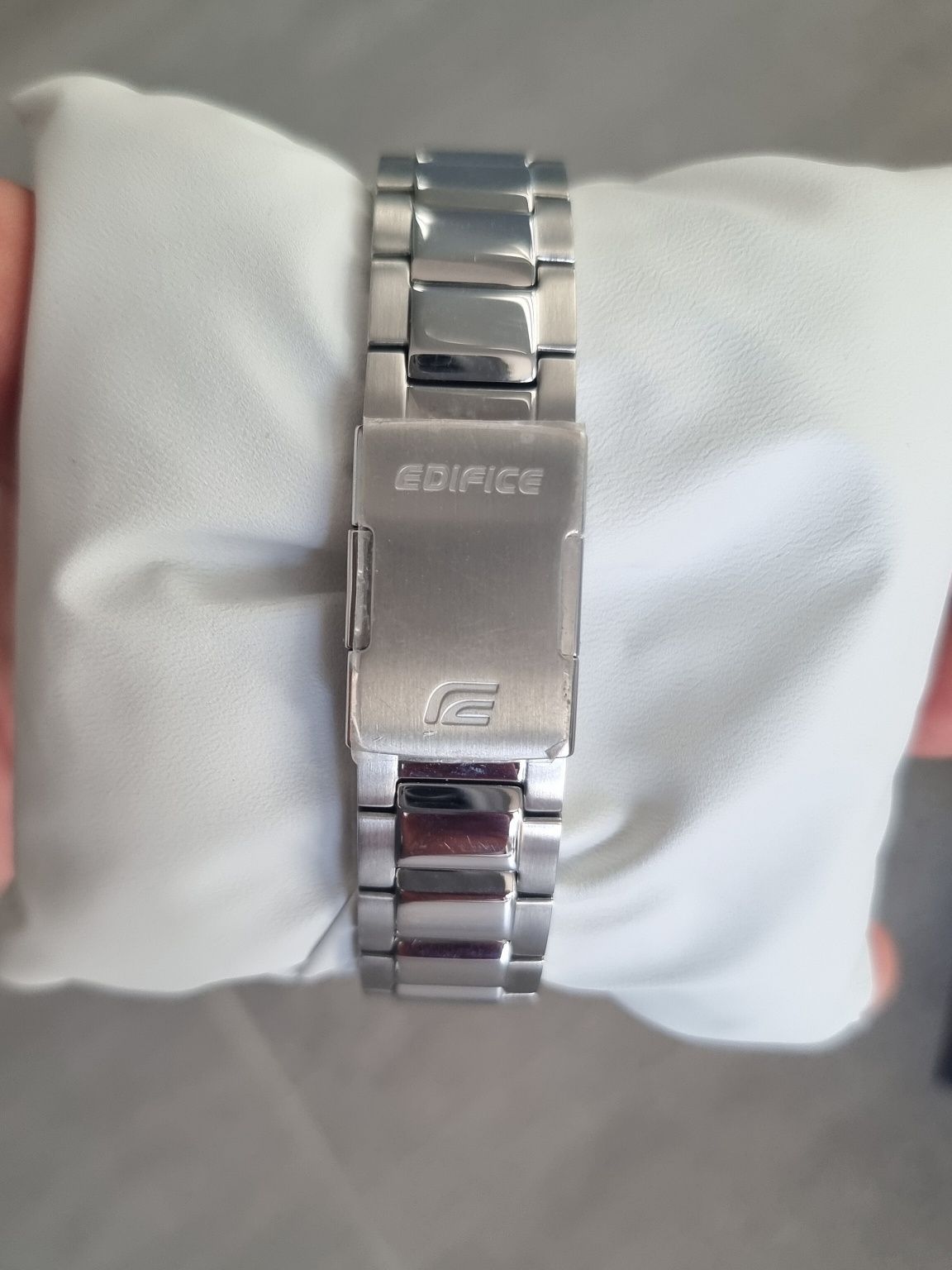 Casio Edifice eqb-900d-1aer-b zegarek męski