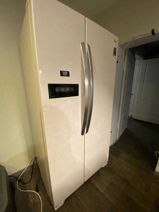 Холодильник LG Side by Side GC-B207GQV,колір слонова кістка.