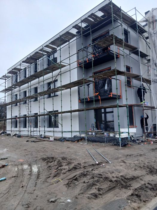Wznoszenie budynków, tynki maszynowe, brukarz, elewacje, rozbiórki.