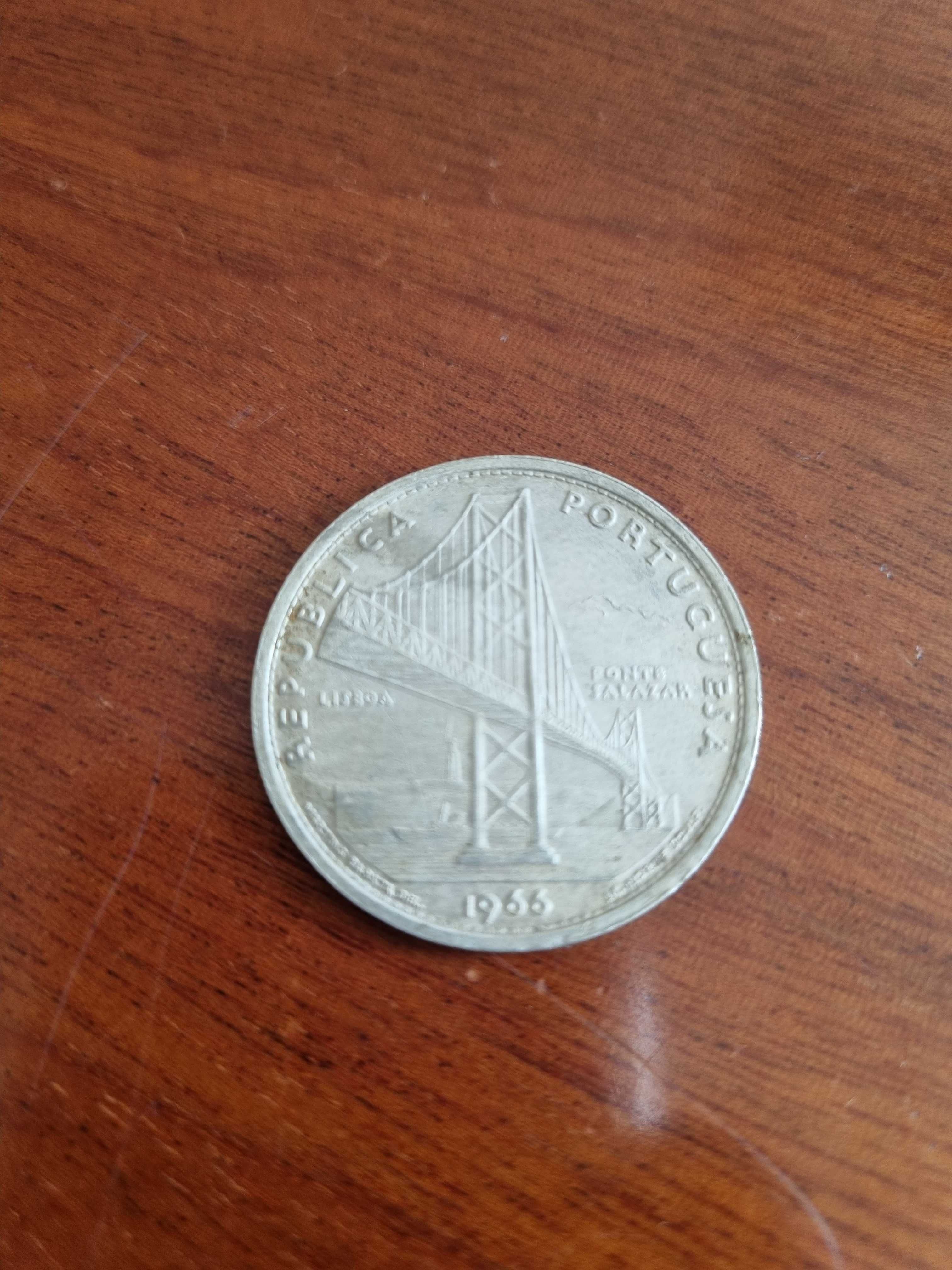 Moeda Comemorativa 20 Escudos 1966 - Ponte Salazar