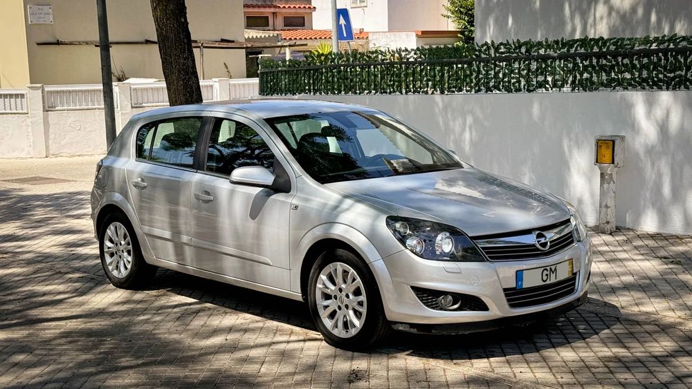 Opel Astra 1.9 CDTi Cosmo