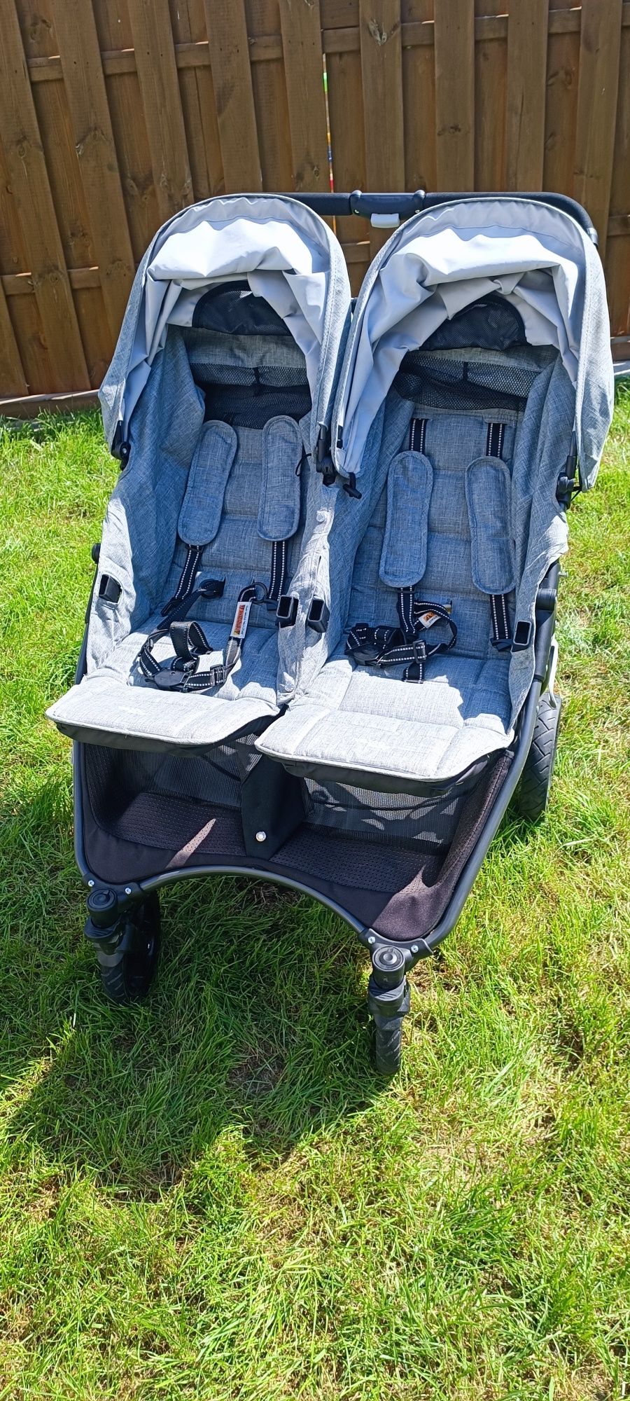 Wózek dla bliźniąt, rok po roku, podwójny .Valco beaby snap duo sport
