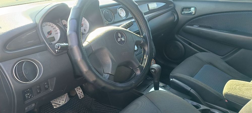 Продам Mitsubishi Outlander першого покоління 2007 року