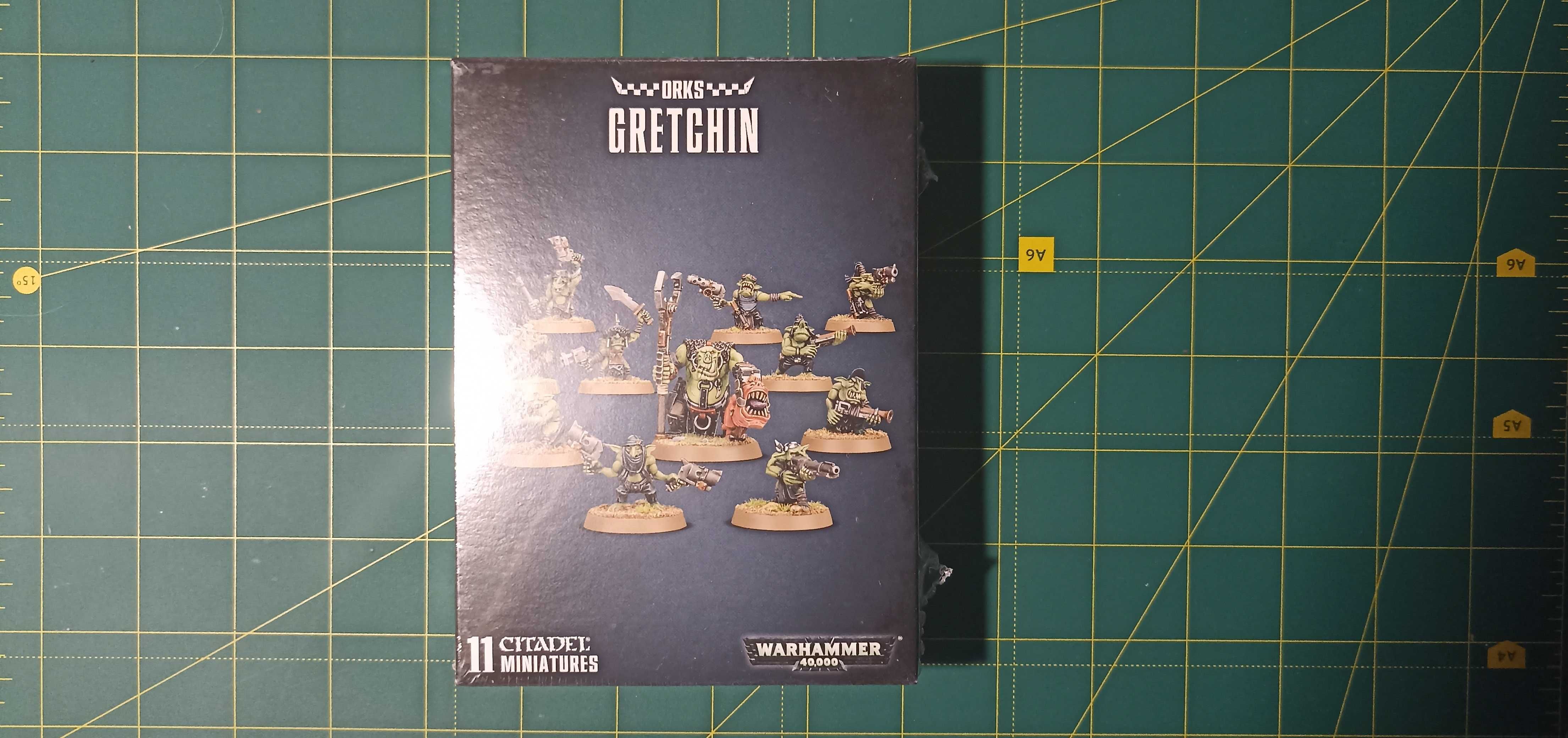 Orks - Gretchin / Runtherd and Gretchin