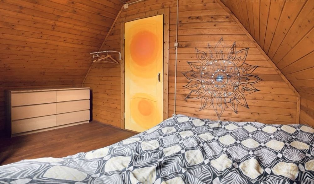 Деревʼяний котедж Львів. Оренда будинку у Львові