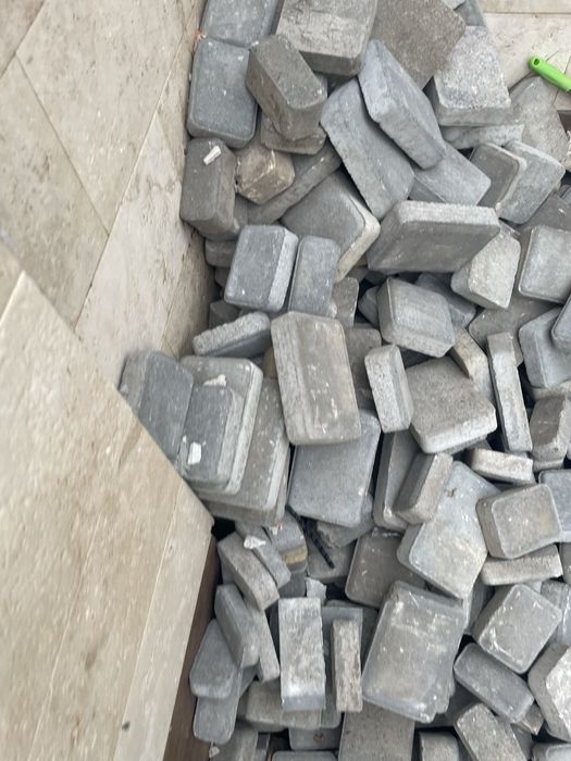 Поитка тротуарная серая 10м2