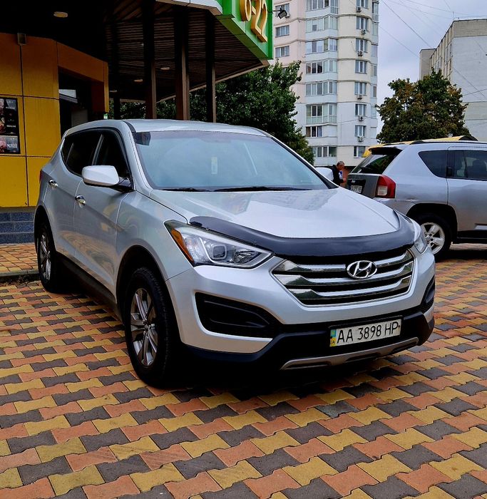 Автомобіль в ідеальном стані.