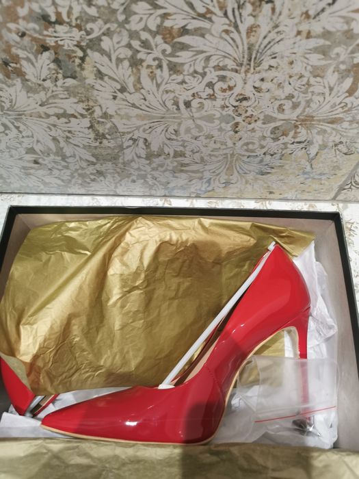 Czerwone skórzane szpilki Gino Rossi r. 38