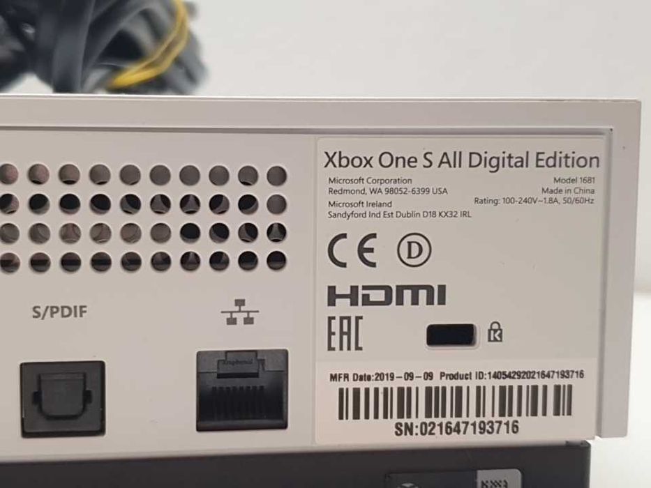 Konsola do gier Xbox One S All Didital A1681 Sk