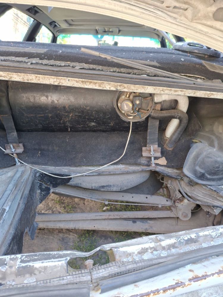 Продам ауді 100 після дтп