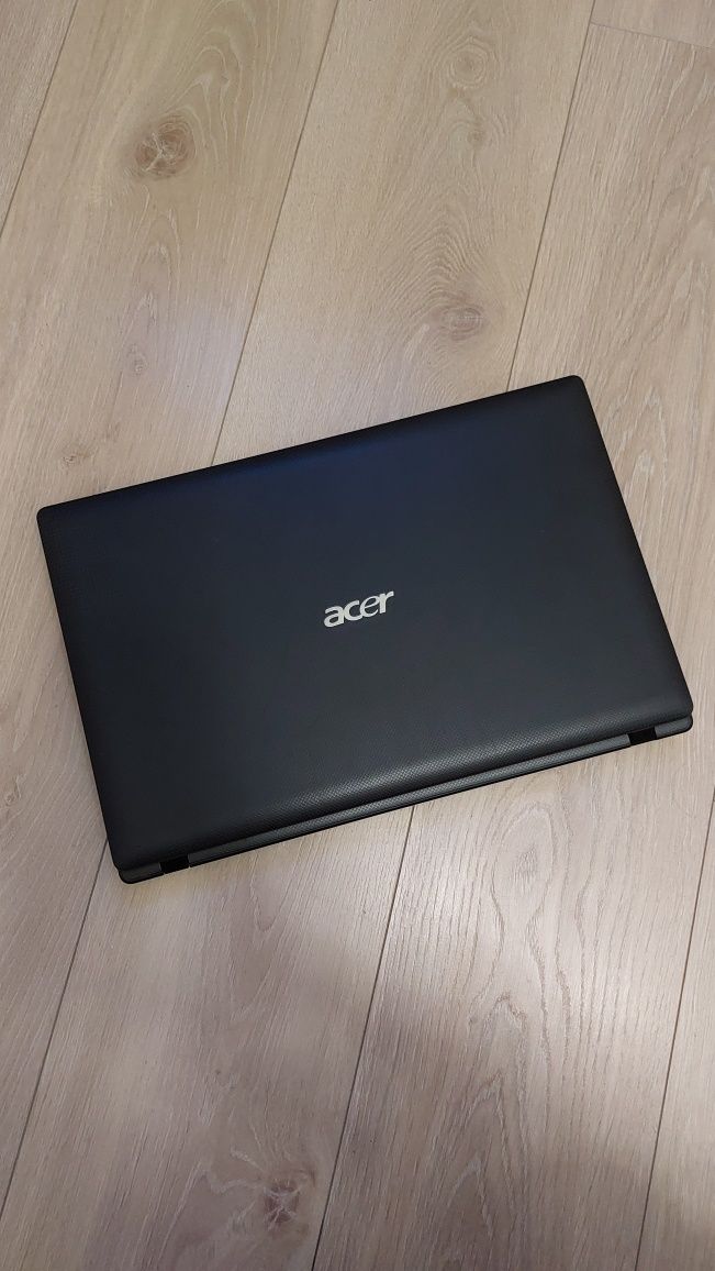 Laptop Acer aspire 5742