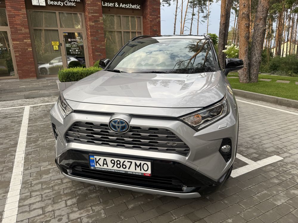 Toyota Rav4 Hybrid Повний привід Style