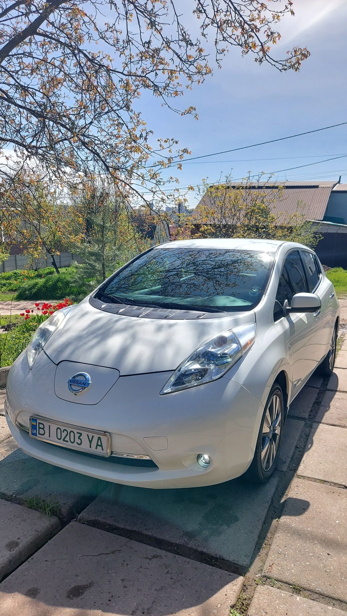 Продам Nissan Leaf 2014 +Webasto