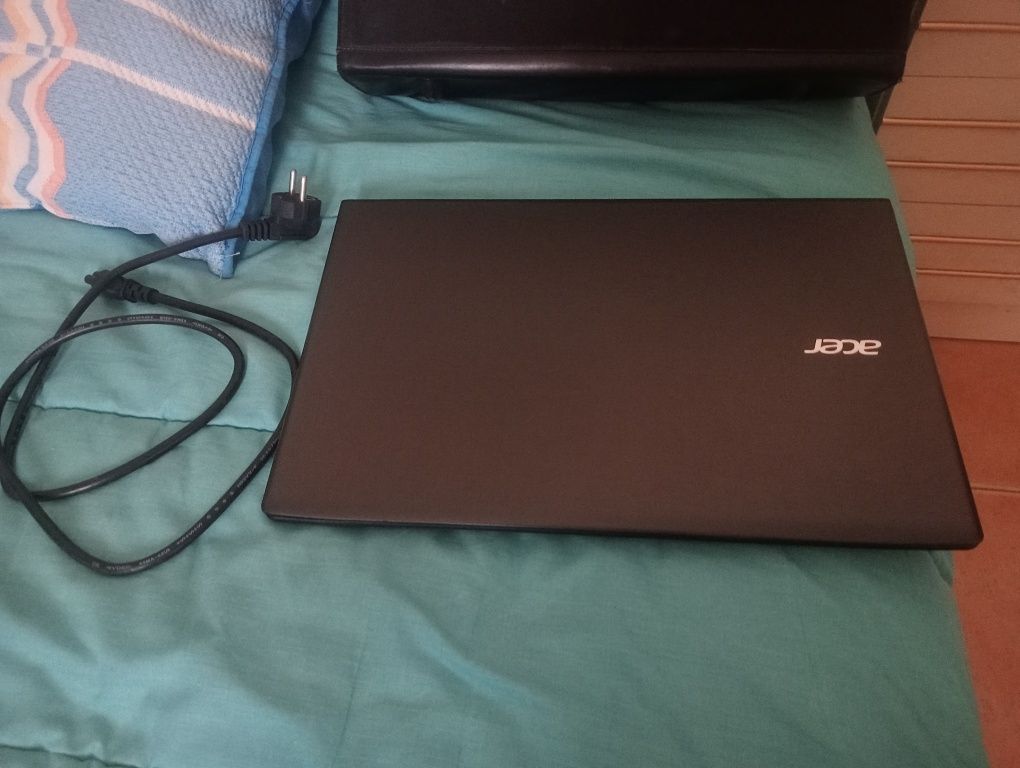 Portátil Acer Aspire