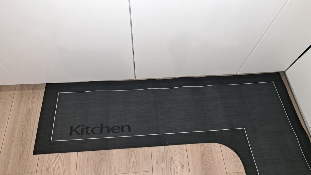 Mata antypoźlizgowa do kuchni