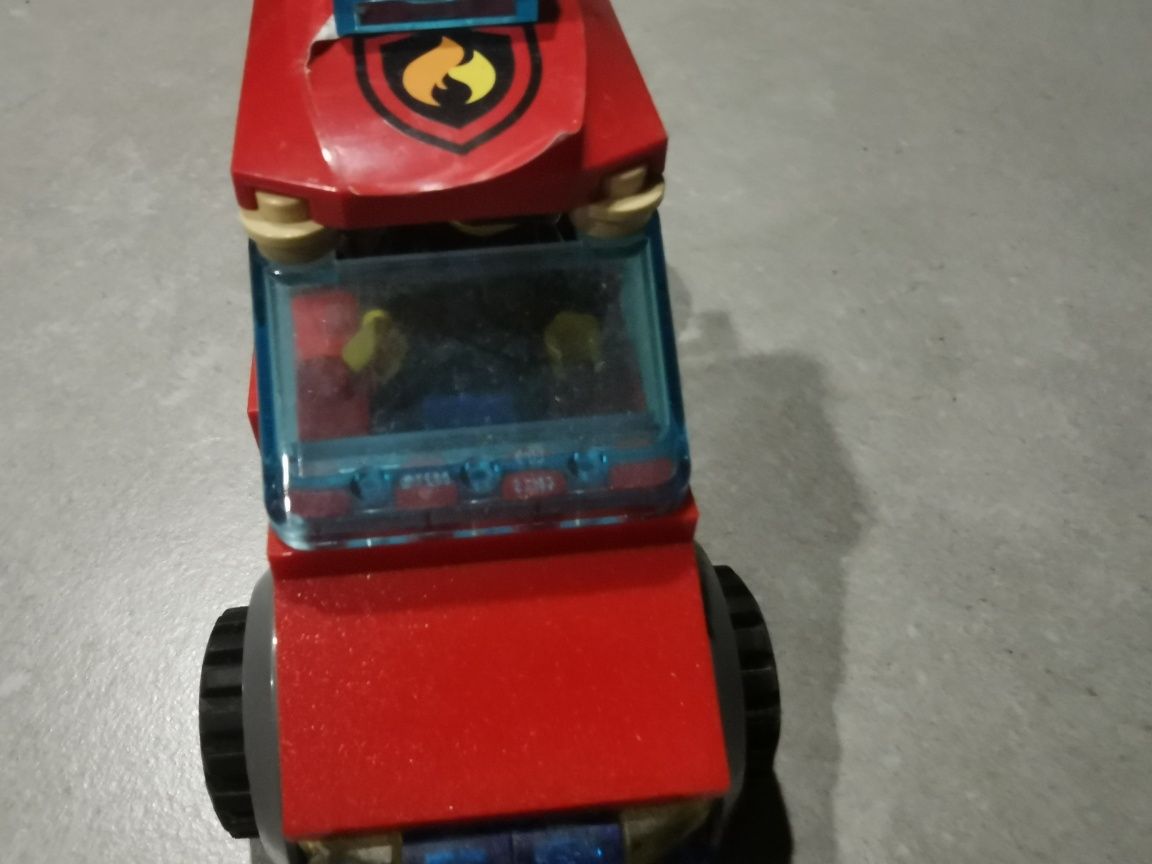 LEGO strażackie samochód