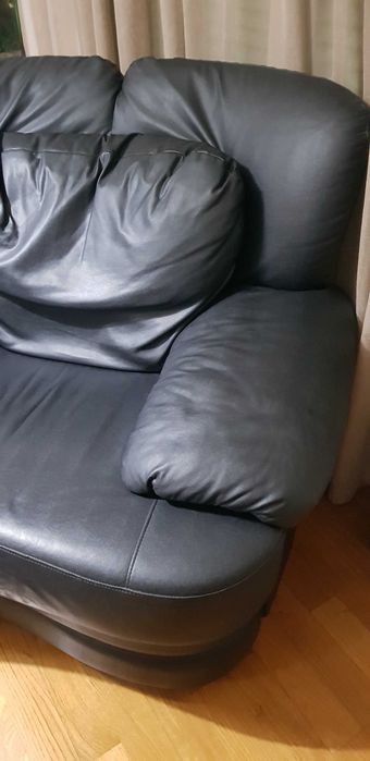 Poltrona cabedal preto