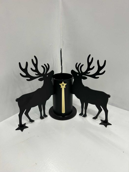Stojak „Złote Renifery” — ekskluzywny stojak pod choinkę