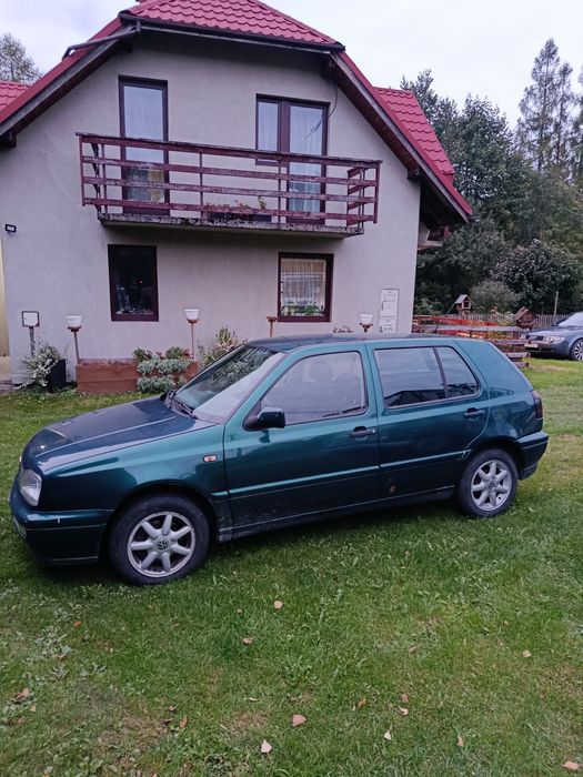 Volkswagen Golf 3 1,8 benzyna