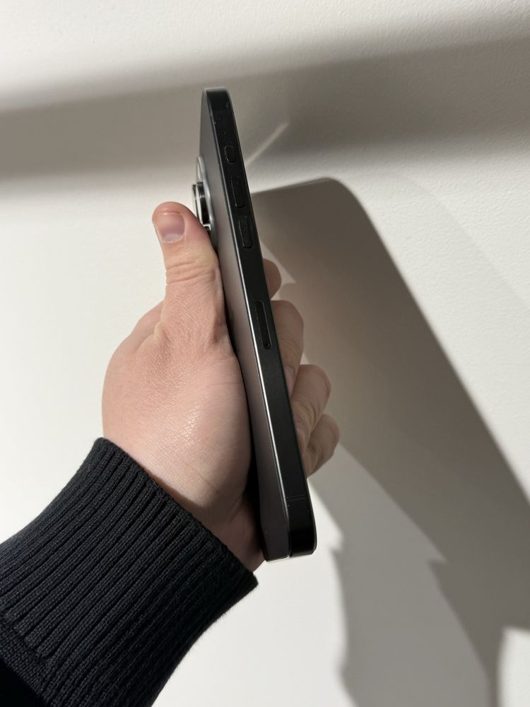 Apple iPhone 15 Pro Max 256Gb. ( Black Titanium )