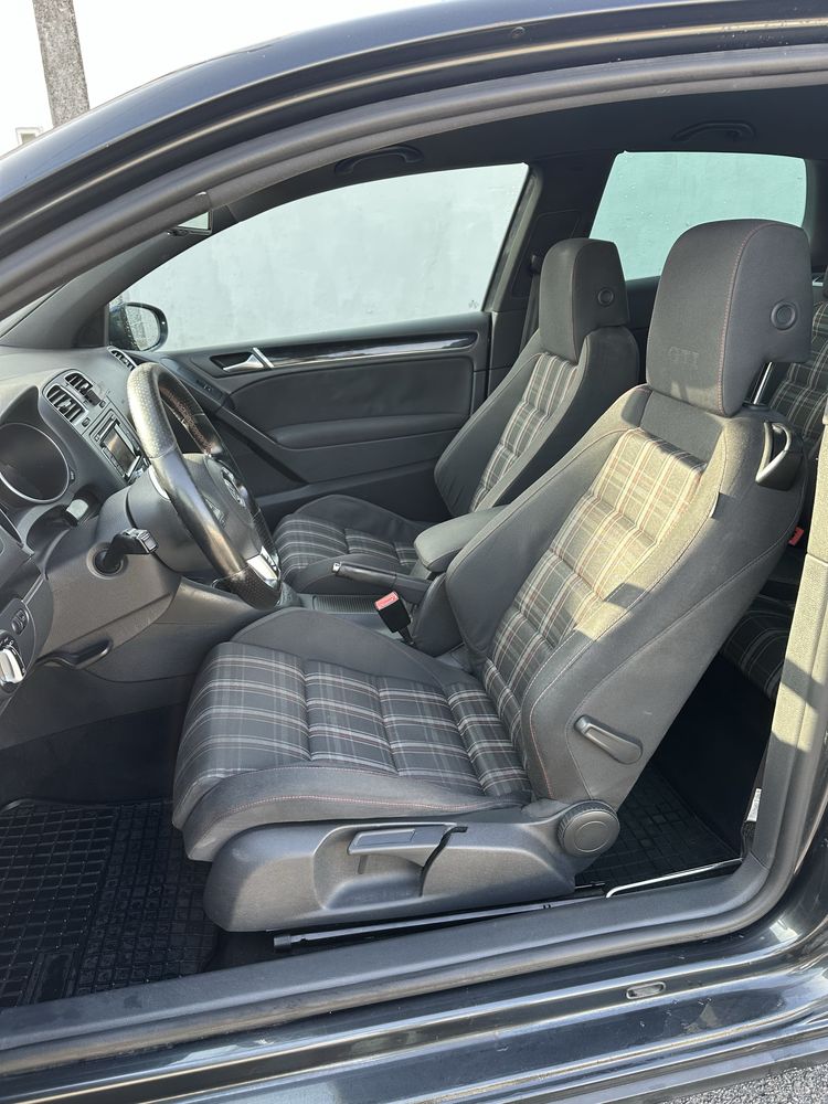 VW Golf 6 GTI Manual