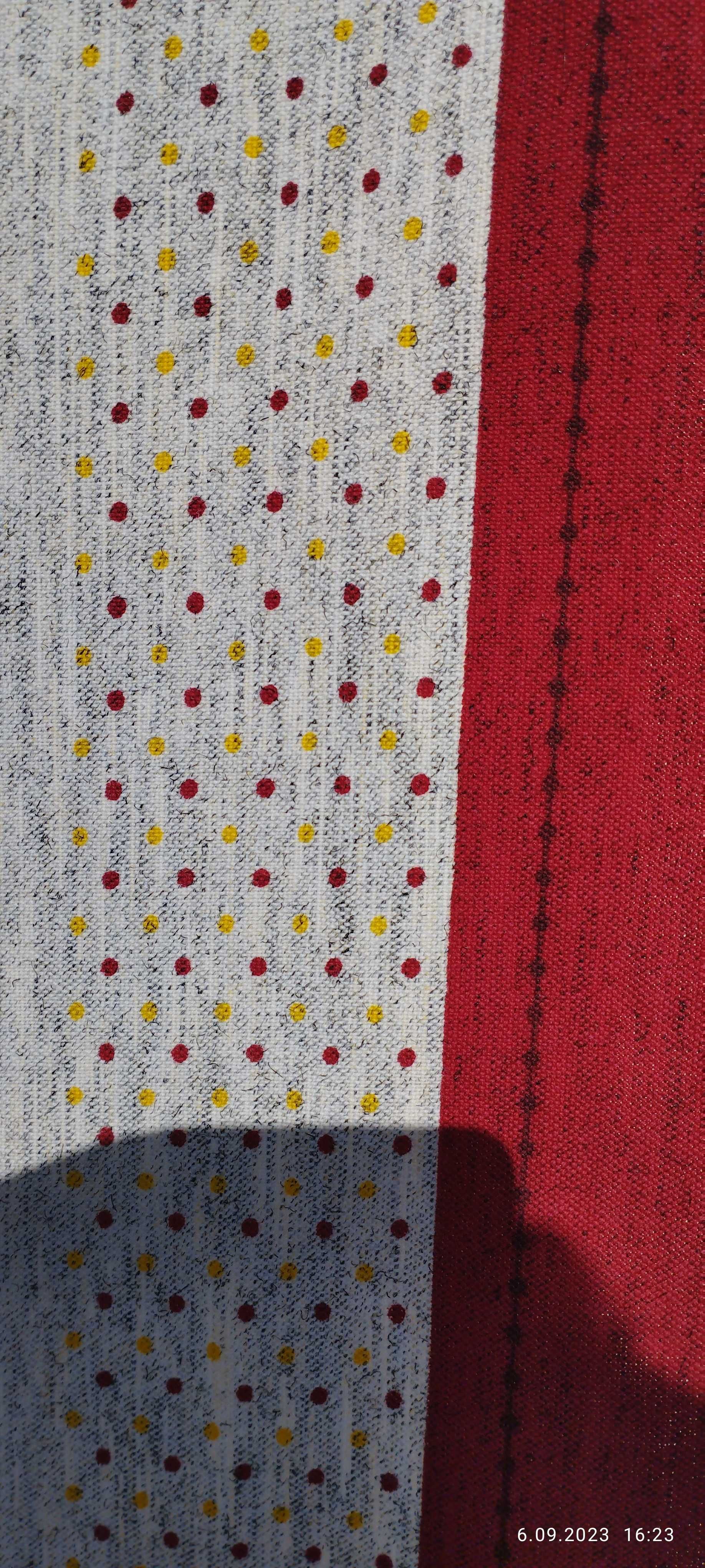 Obrus 140x125 cm