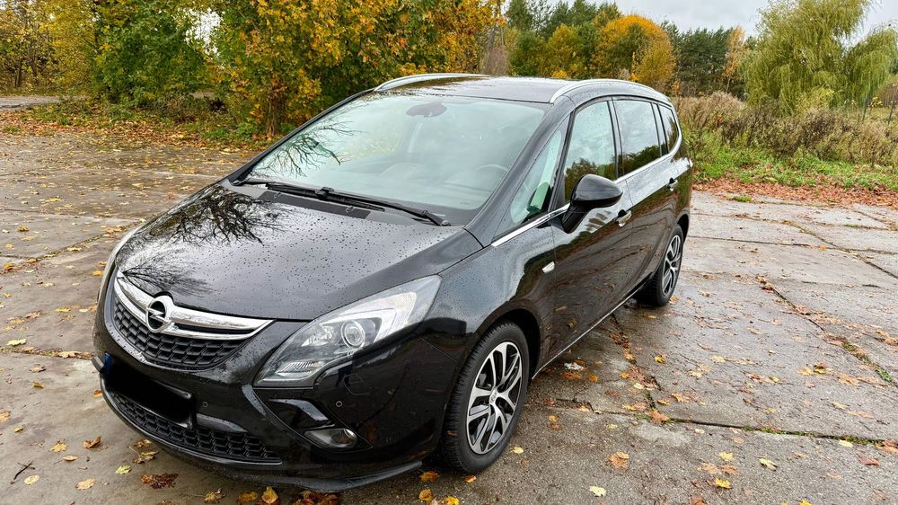 Opel Zafira Tourer 2.0 CDTI 130KM Cosmo bogate wyposażenie! Navi Xenon