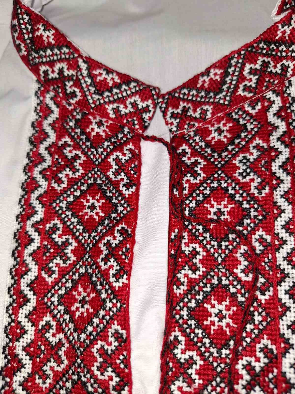 Вишиванка чоловіча, вишита сорочка. Самовивіз