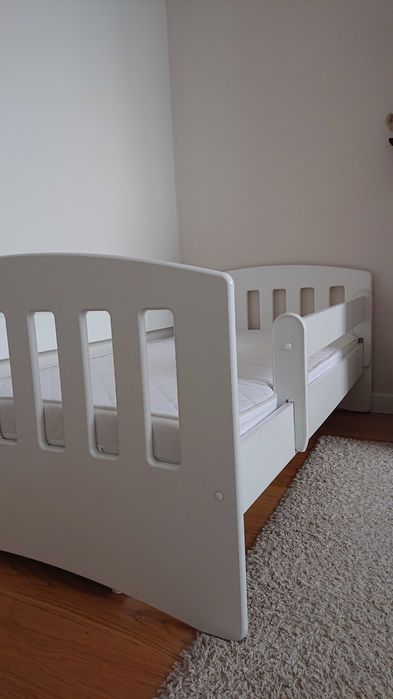 Pojedyncze łóżko BAMBINO dla dzieci firmy MIRAT
