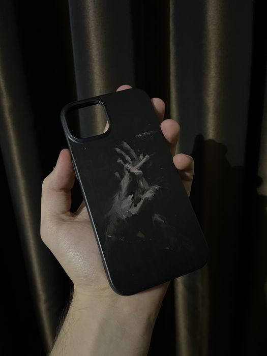 Чохол на айфон 13